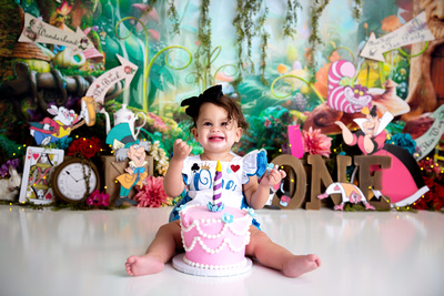 Cake Smash Photography in Studio