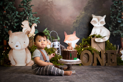 Cake Smash Photography in Studio