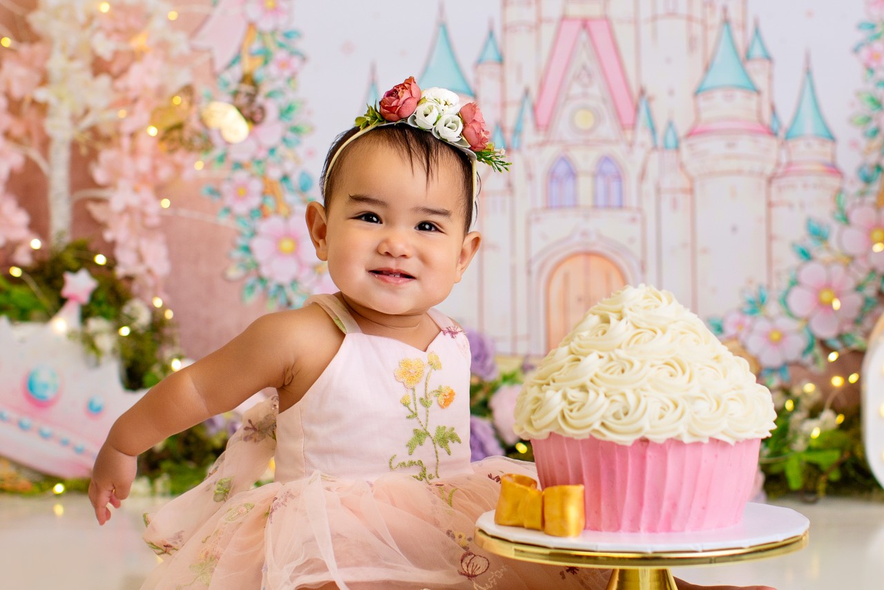 1 year old baby cake smash theme setup