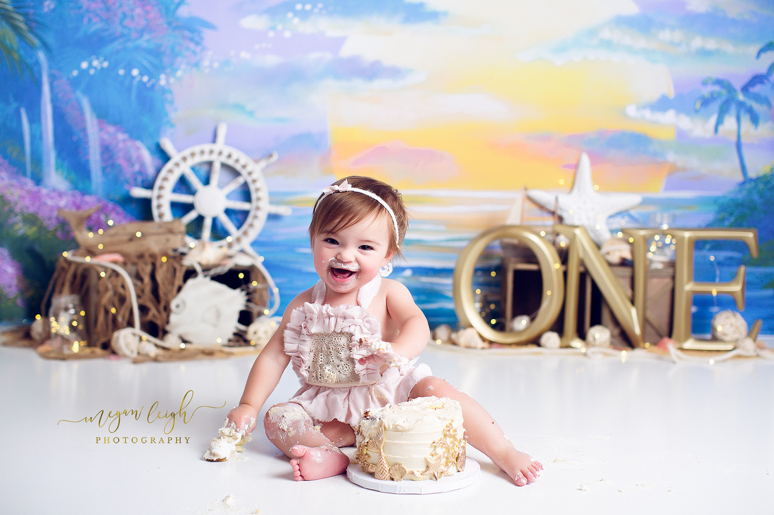 Cake Smash Photography in Studio